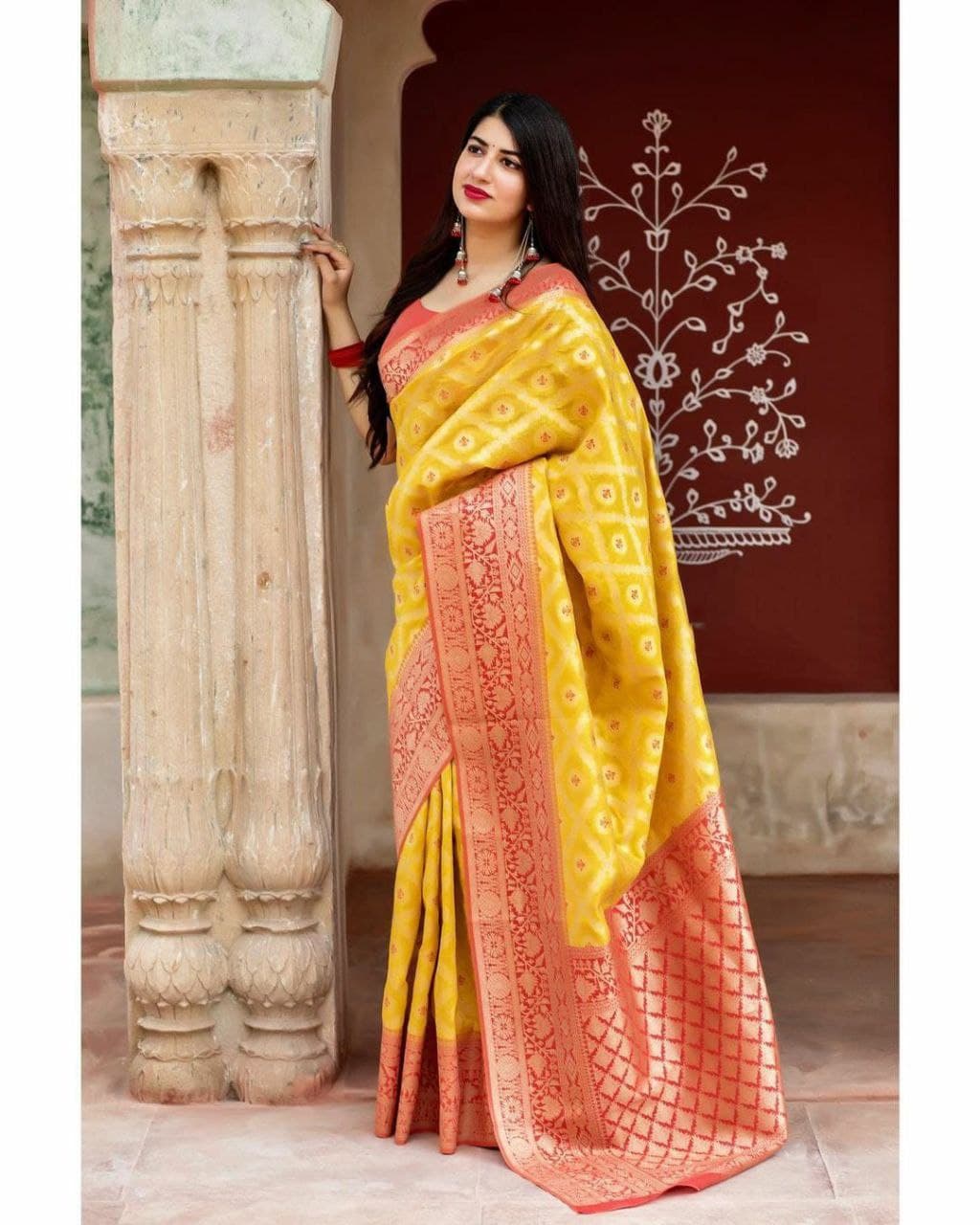 Enticement Yellow Soft Silk Saree With Marvelously Blouse Piece