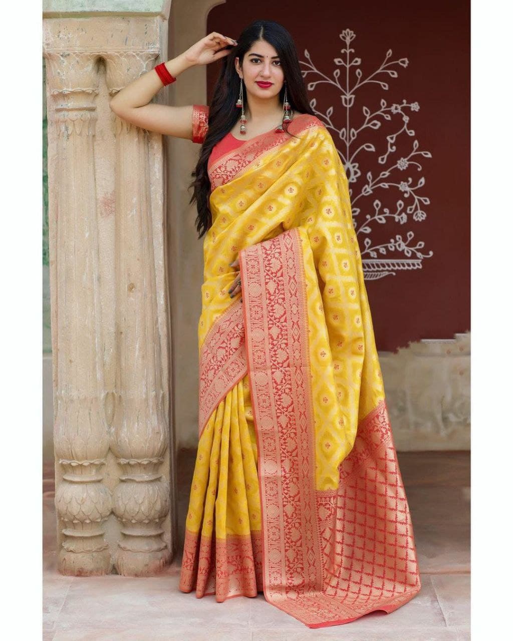 Enticement Yellow Soft Silk Saree With Marvelously Blouse Piece