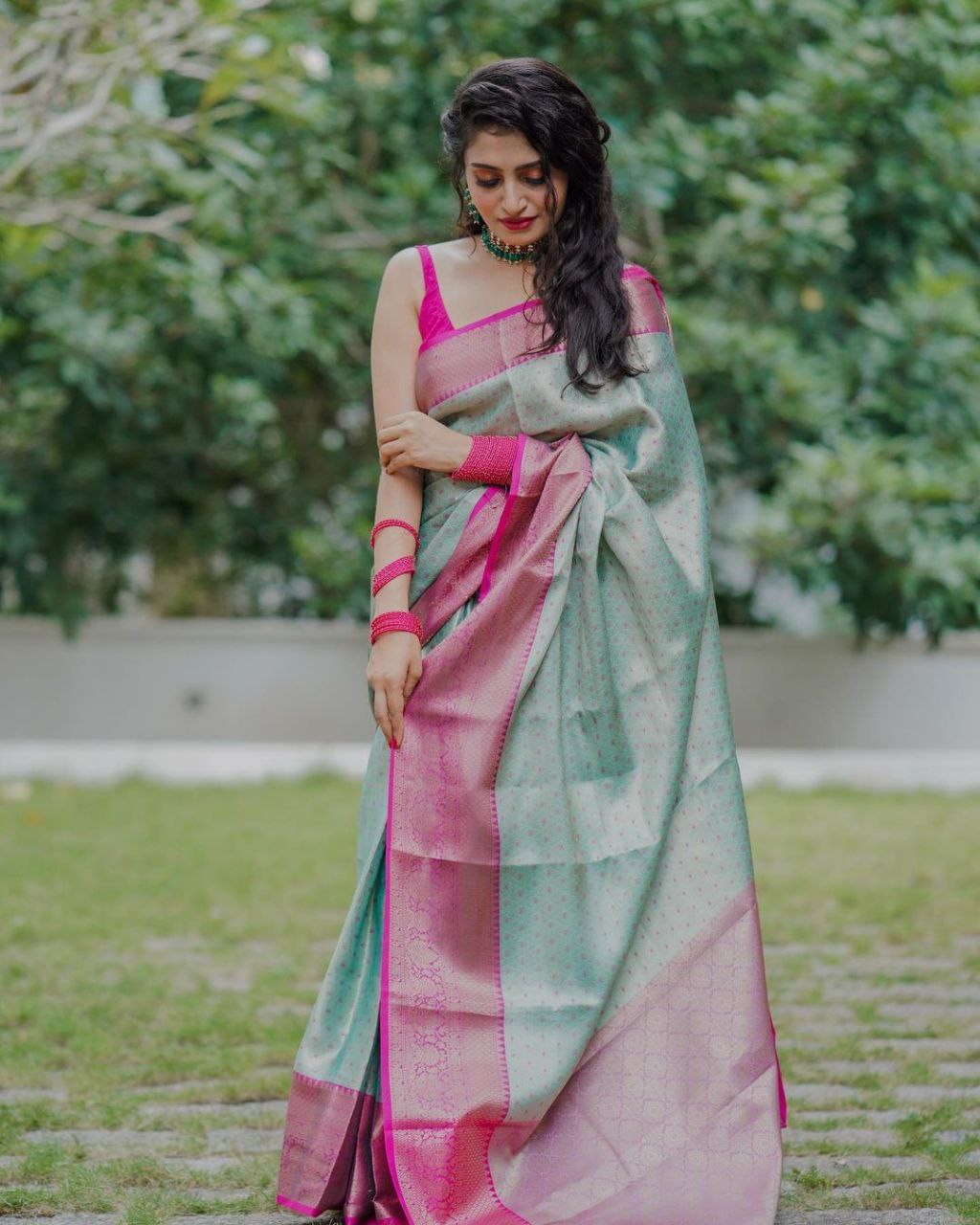 Fragrant Pista Soft Silk Saree With Symmetry Blouse Piece