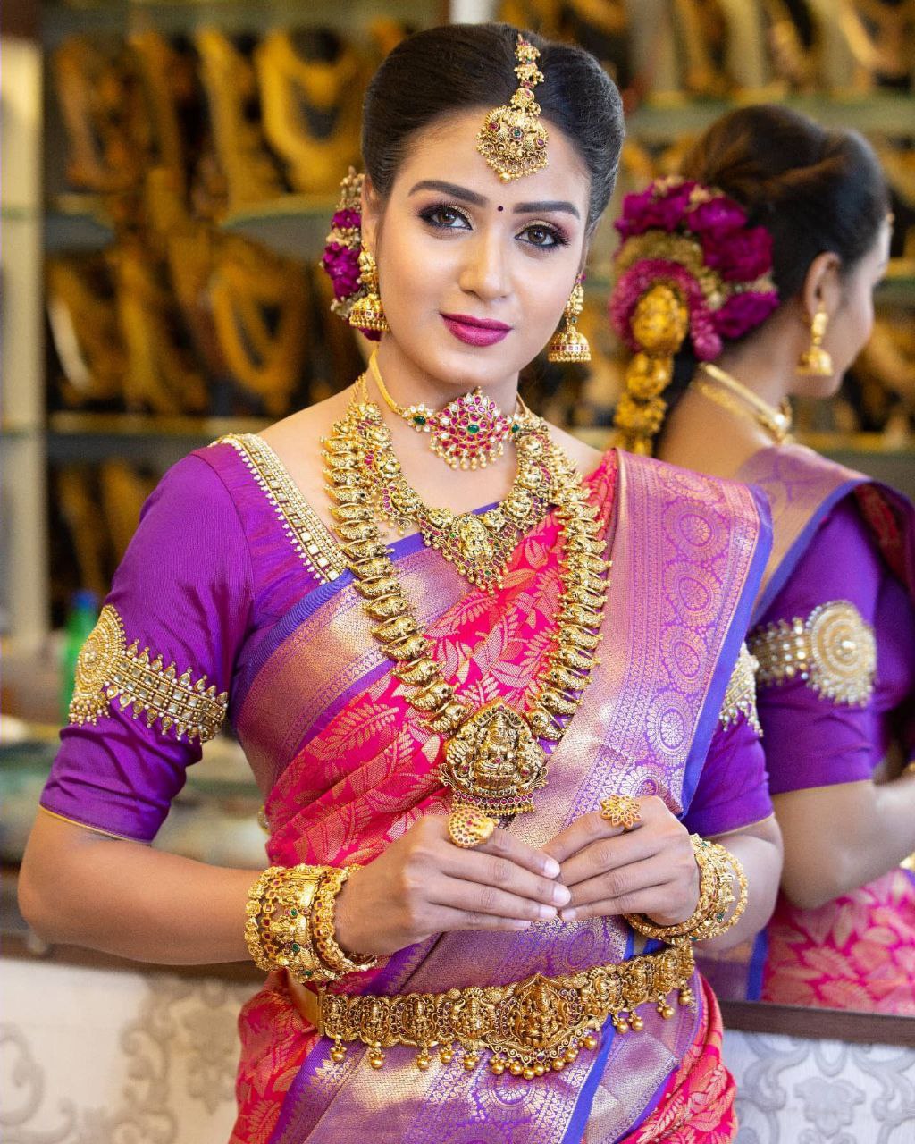 Bewitching Pink Soft Silk Saree With Smashing Blouse Piece
