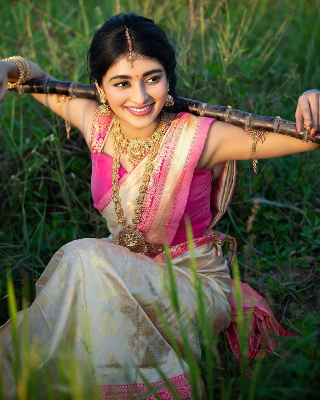 Profuse Beige Soft Silk Saree With Devastating Blouse Piece