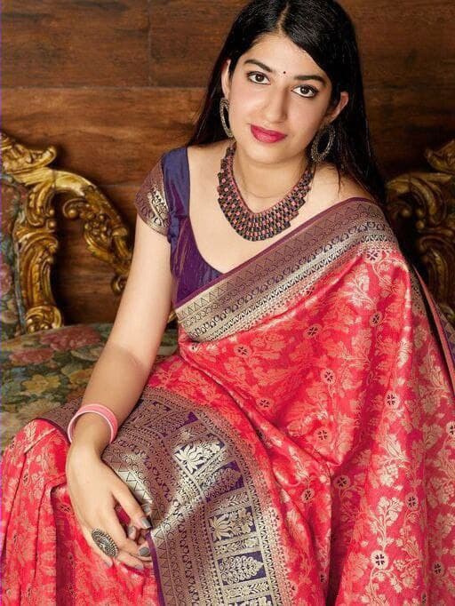 Nemesis Dark Pink Soft Silk Saree With Inspiring Blouse Piece