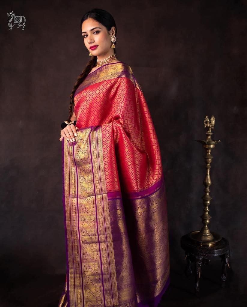 Enchanted Dark Pink Soft Silk Saree With Lovely Blouse Piece
