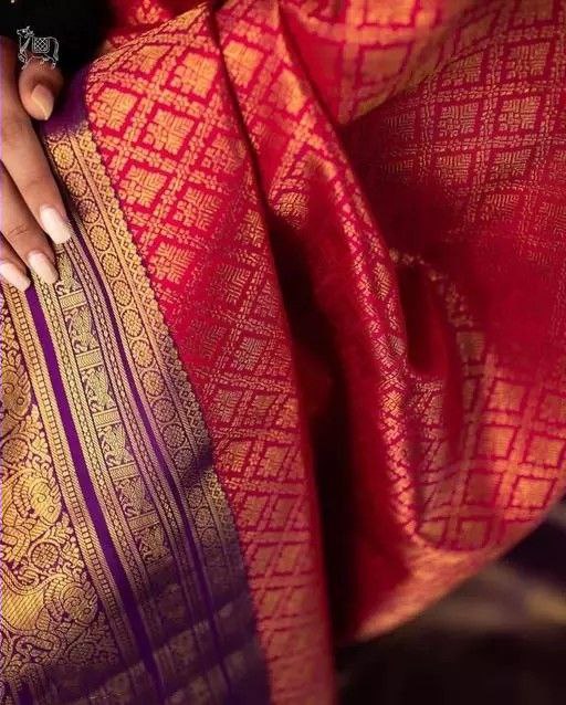 Enchanted Dark Pink Soft Silk Saree With Lovely Blouse Piece
