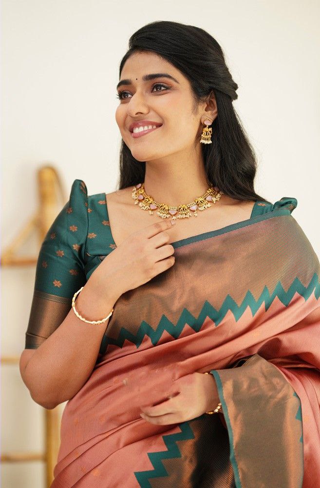 Consummate Peach Soft Silk Saree With Supreme Blouse Piece