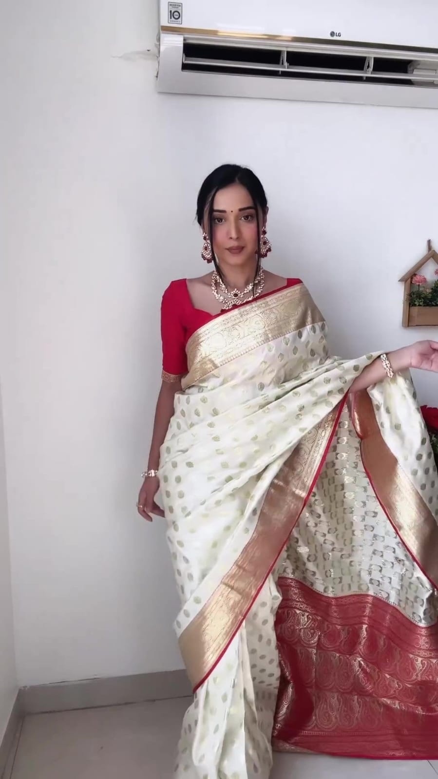 Beautiful 1-Minute Ready To Wear White Soft Silk Saree