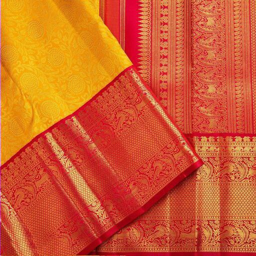 Luscious Red Soft Silk Saree With Sublimely Blouse Piece