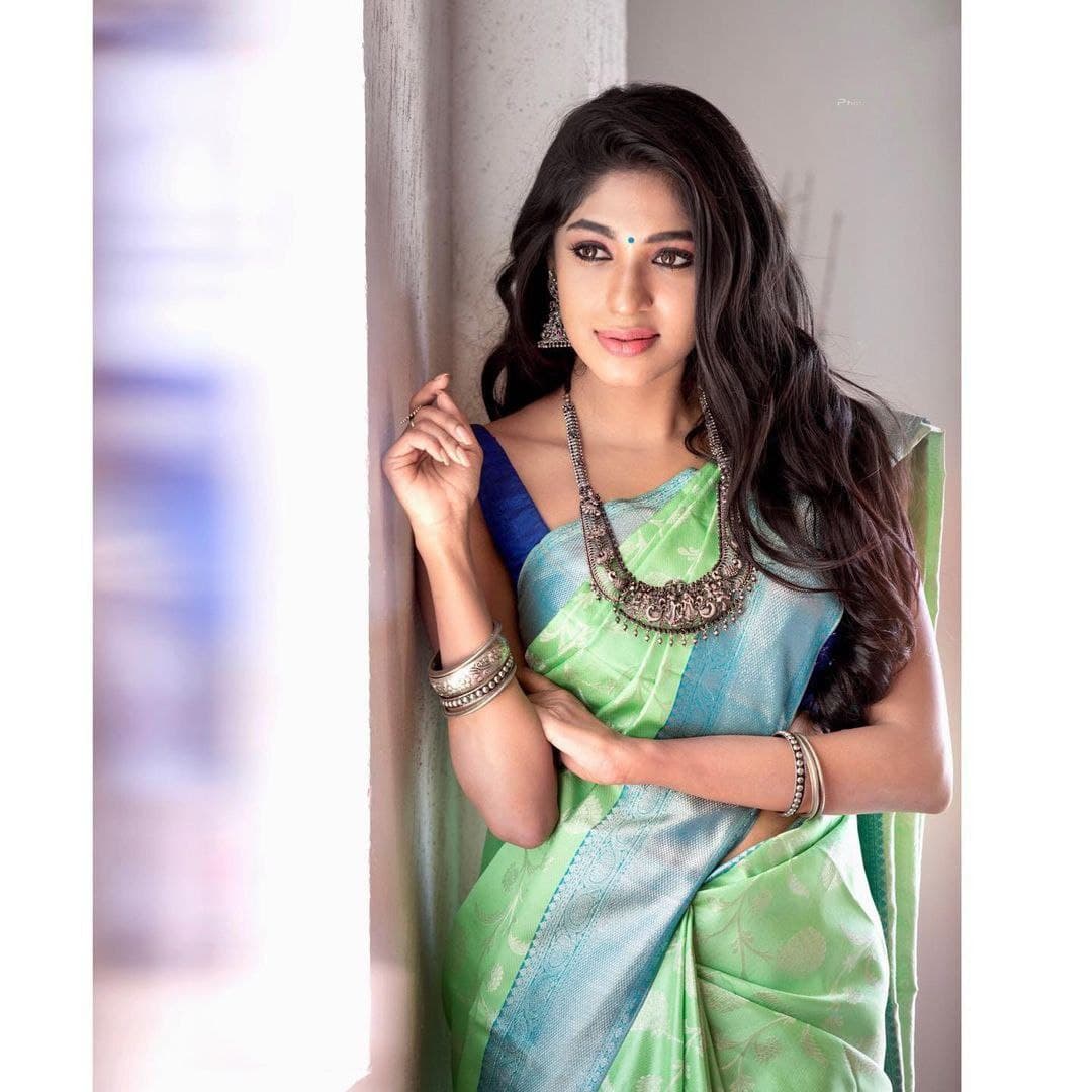 Remarkable Sea Green Soft Silk Saree With Eminent Blouse Piece