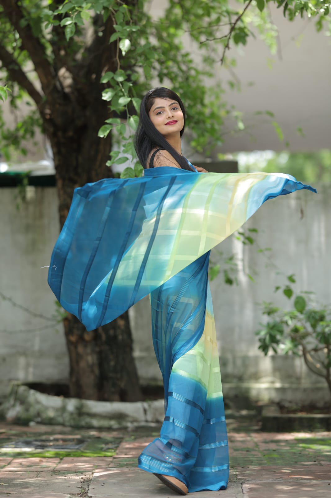 Thrilling 1-Minute Ready To Wear Blue Georgette Saree