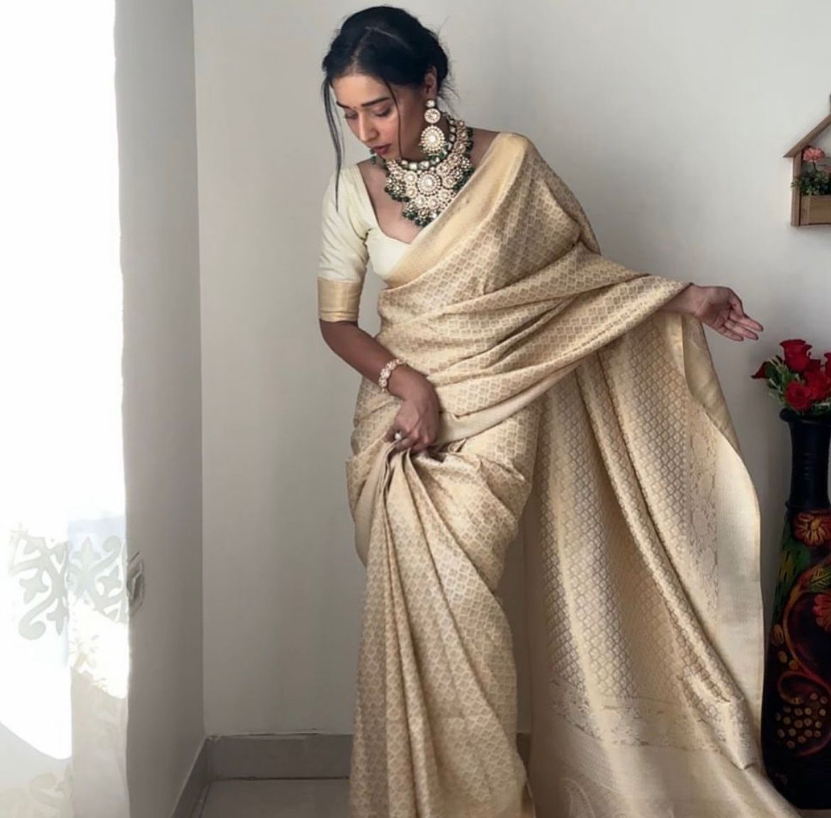 Mellow 1-Minute Ready To Wear Beige Soft Silk Saree