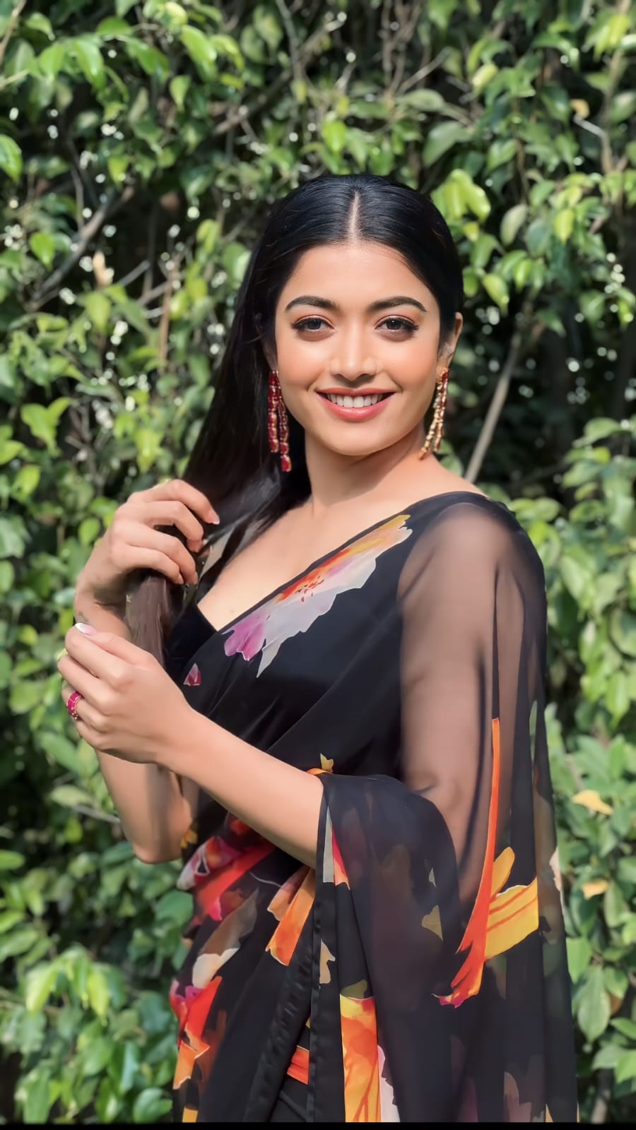 Unstitched black georgette blouse piece for printed saree