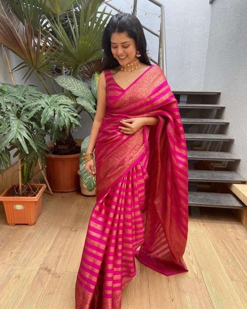 Extraordinary Pink Soft Silk Saree With Excellent Blouse Piece
