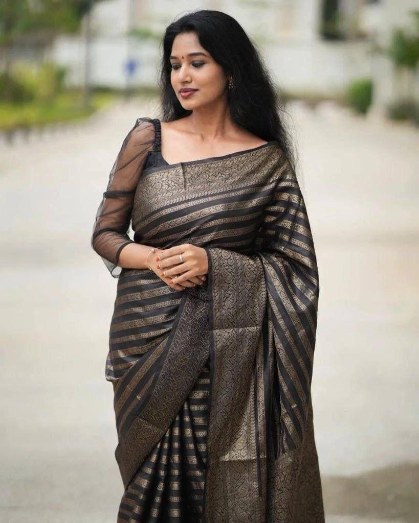 Sophisticated Black Soft Silk Saree With Excellent Blouse Piece