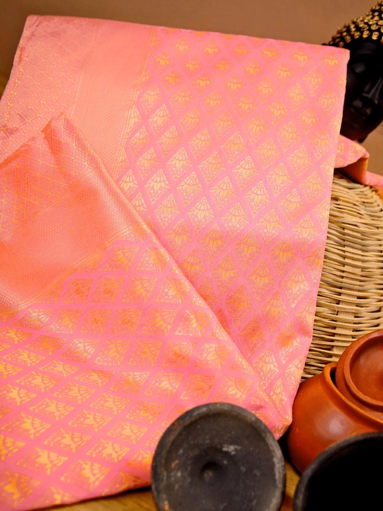 Elegant Peach Banarasi Silk Saree with Jacquard Work – Amarvastra

