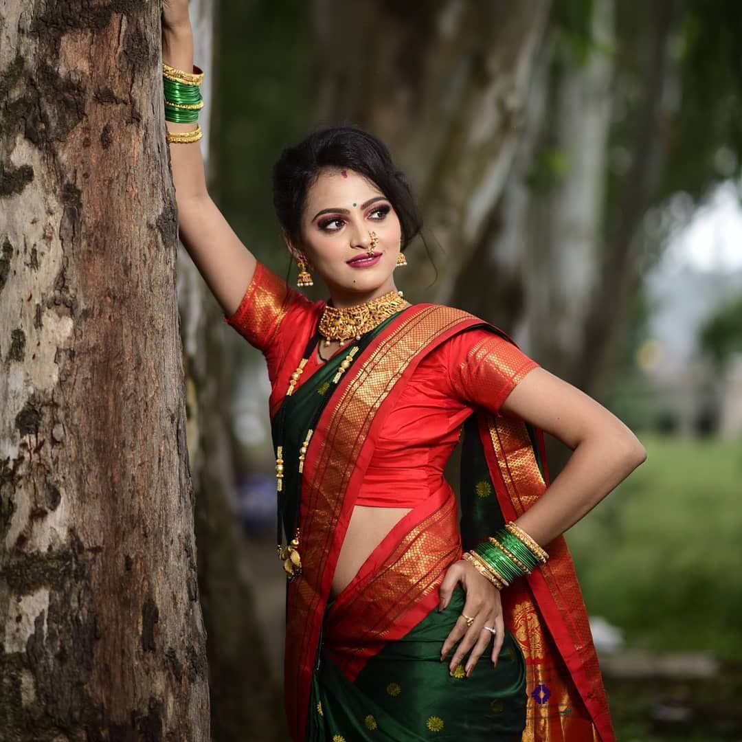 Harmonious Green Paithani Silk Saree With Velvety Blouse Piece